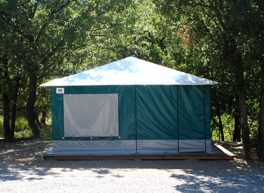 Camping Le Lac à Bauduen - Hébergement 10 - Copie