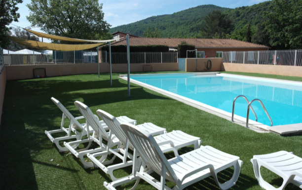 Toute nouvelle piscine au camping le Lac !